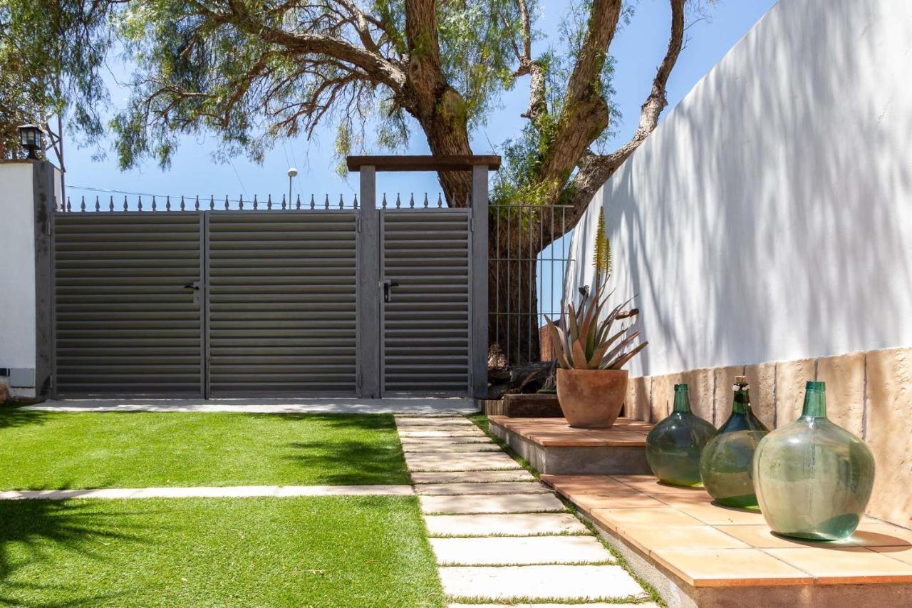 Villa Can Roig By Hello Homes Sitges Sant Pere De Ribes Extérieur photo